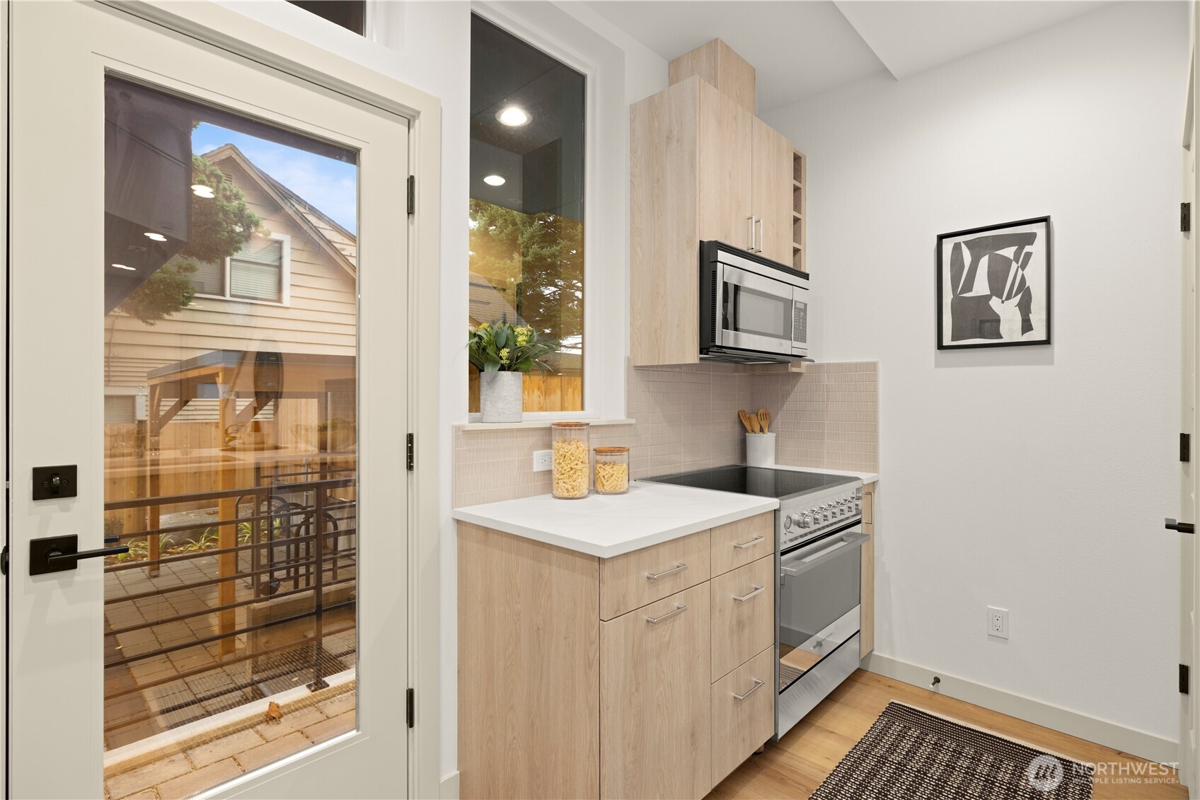 7011 9th Avenue NE, Seattle, WA 98115