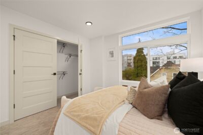 7011 9th Avenue NE, Seattle, WA 98115 - Photo 17