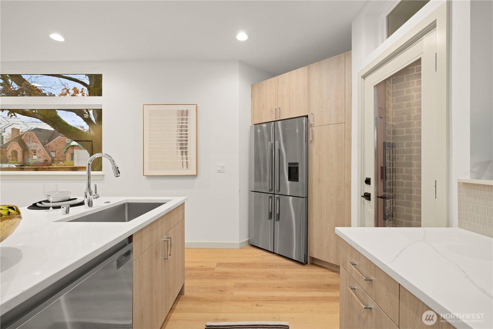 7011 9th Avenue NE, Seattle, WA 98115