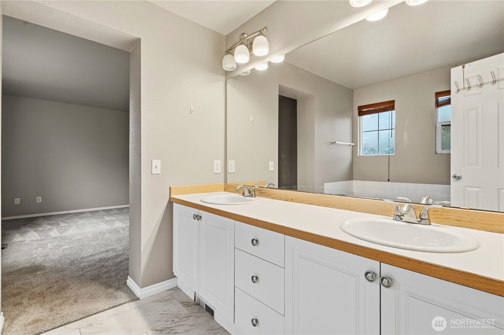 5624 S 233rd Street #41, Kent, WA 98032