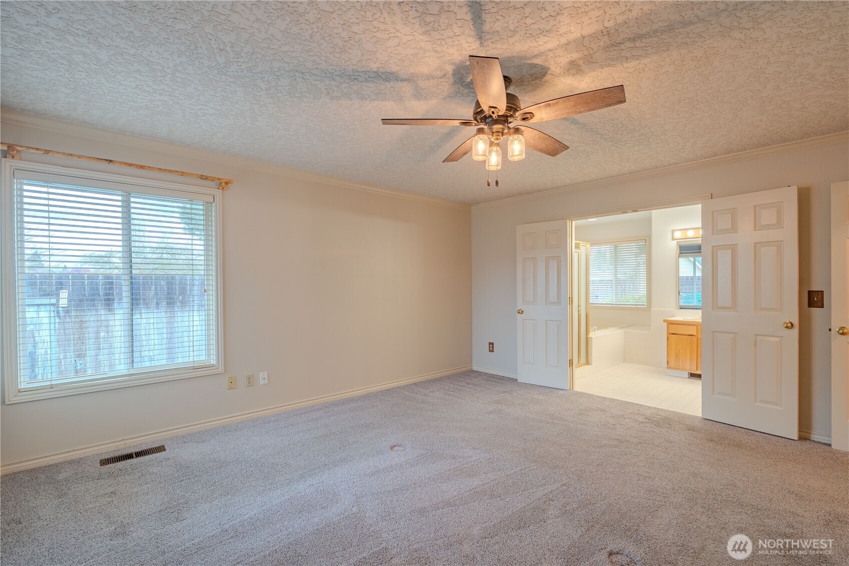 1420 NW 136th Street , Vancouver, WA 98685