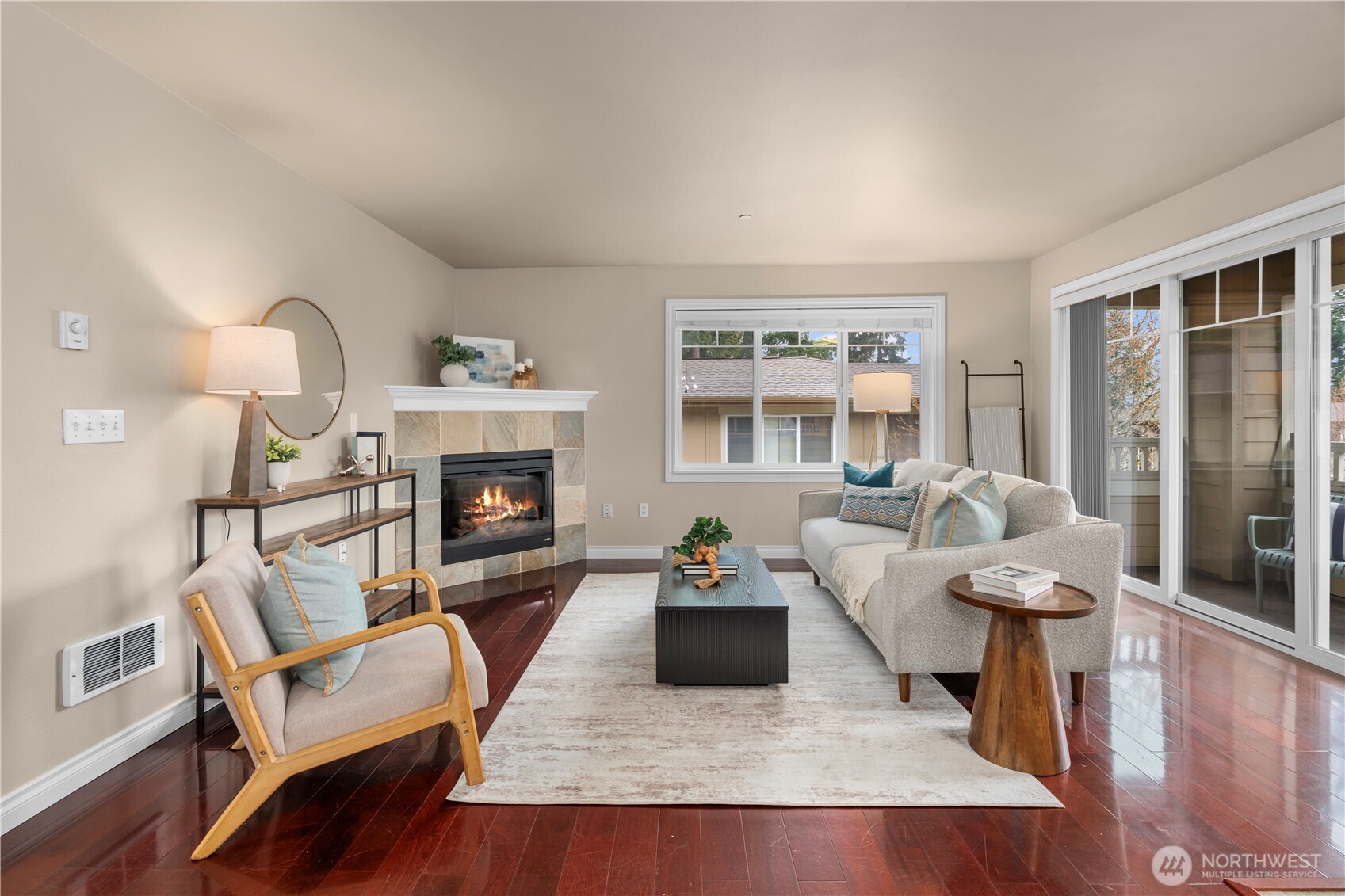 11306 124th Avenue NE #302, Kirkland, WA 98177