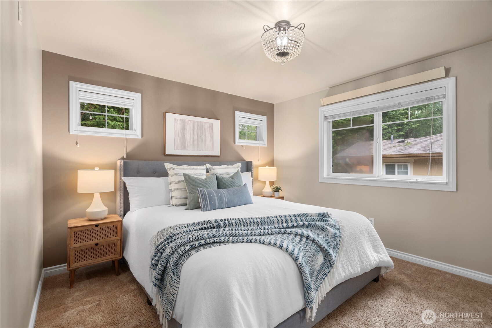 11306 124th Avenue NE #302, Kirkland, WA 98177