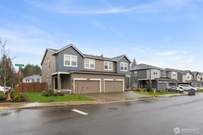 731 NE Cabot Lane , Bremerton, WA 98311