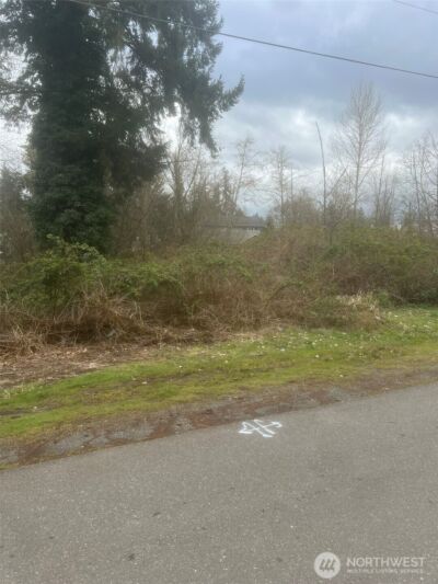 1318 130th Street SE #A, Everett, WA 98208 - Photo 2