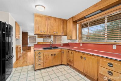 501 N Oak Street , Centralia, WA 98531 - Photo 14