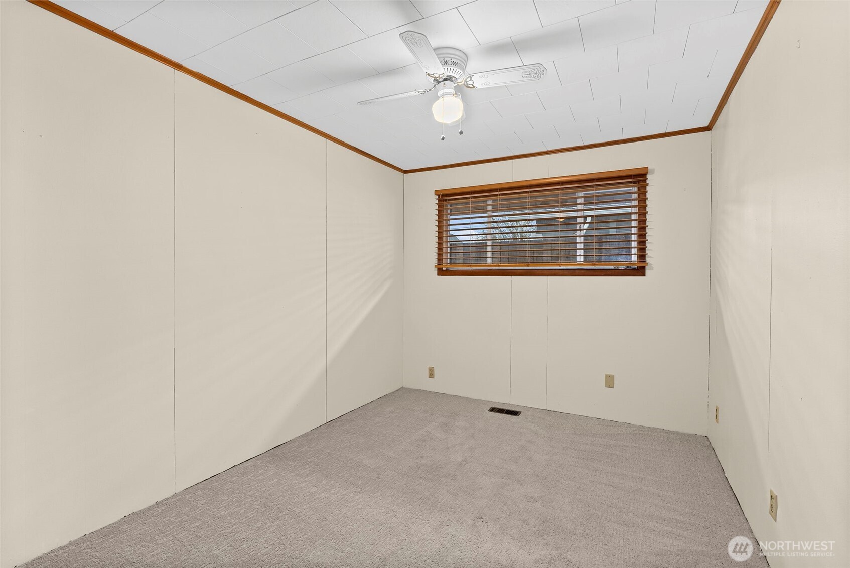 501 N Oak Street , Centralia, WA 98531