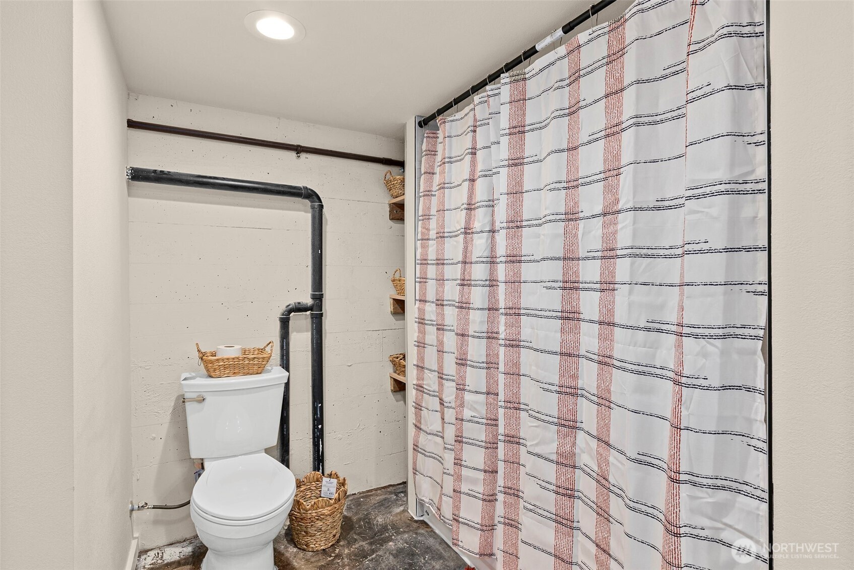 501 N Oak Street , Centralia, WA 98531