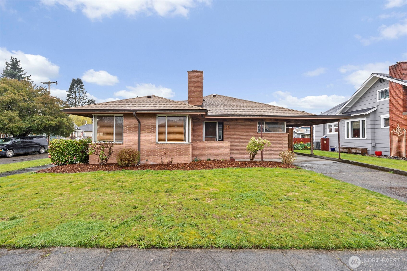 501 N Oak Street , Centralia, WA 98531