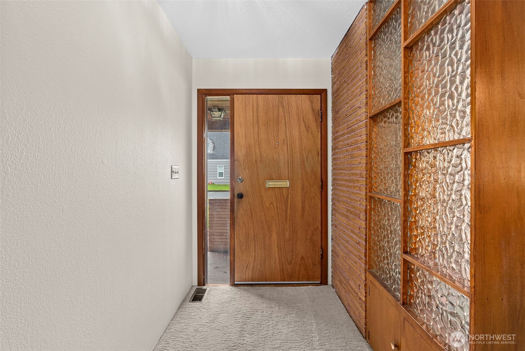 501 N Oak Street , Centralia, WA 98531