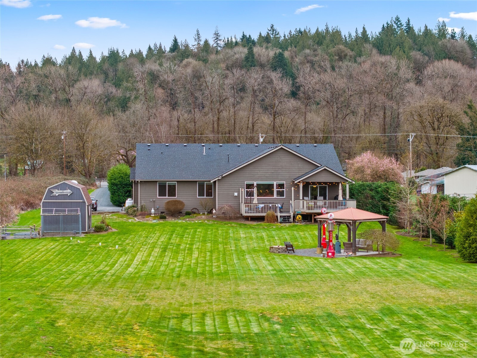 1402 S Machias Road , Snohomish, WA 98290