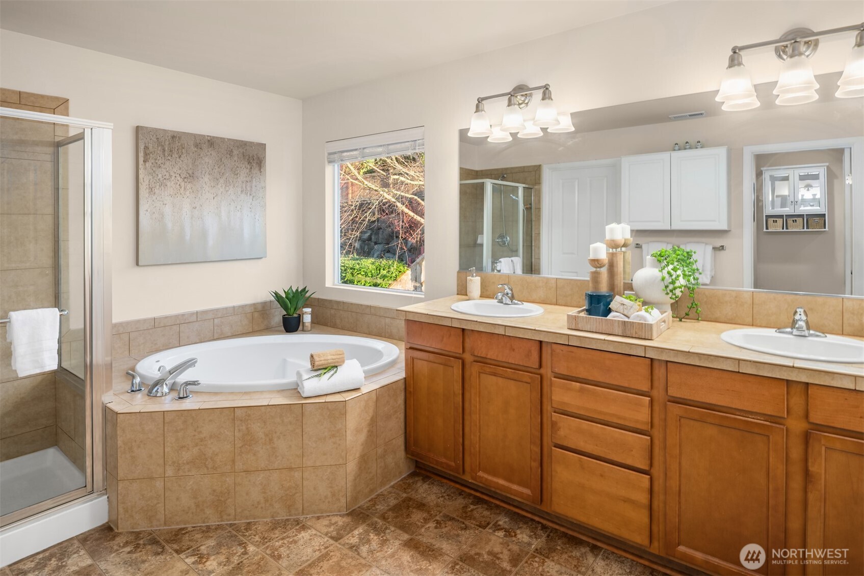 21272 SE 275th Court , Maple Valley, WA 98038