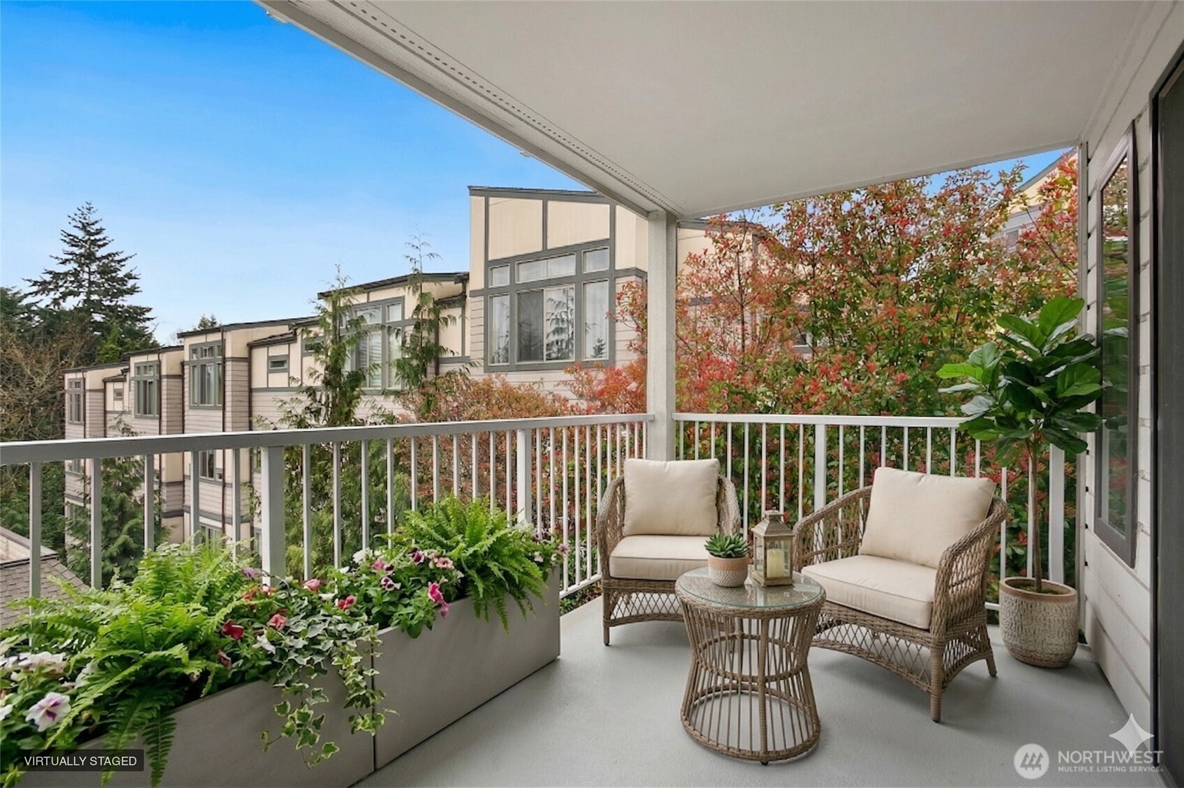 2930 76th Avenue SE #A-203, Mercer Island, WA 98040