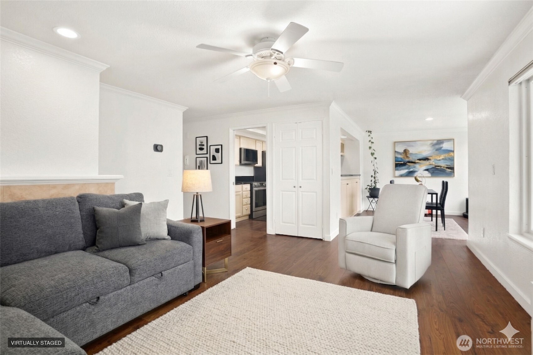 2930 76th Avenue SE #A-203, Mercer Island, WA 98040