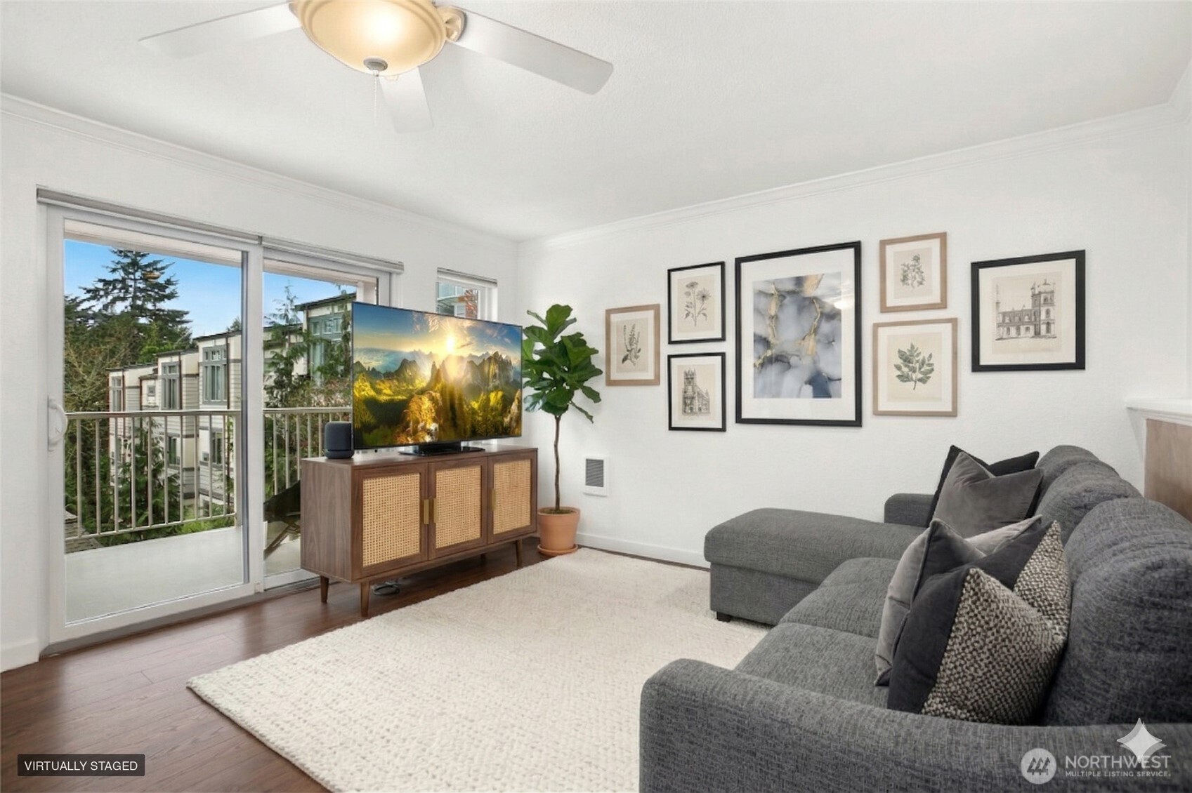 2930 76th Avenue SE #A-203, Mercer Island, WA 98040