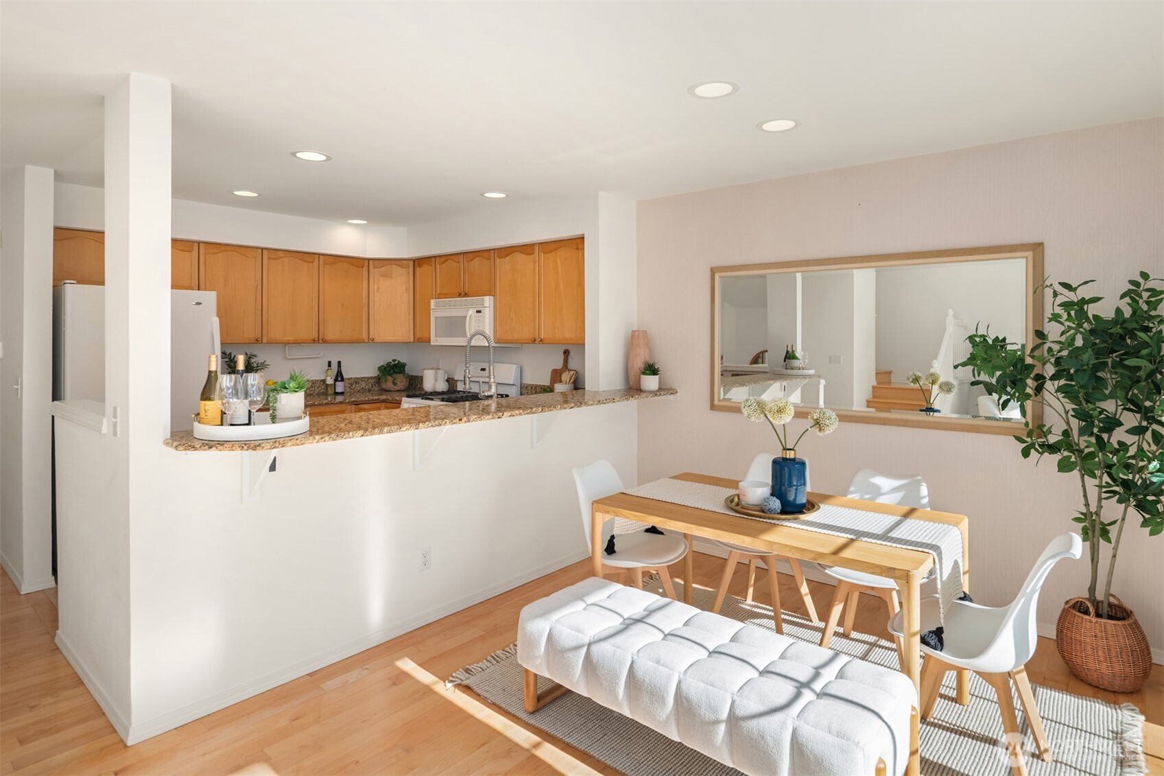 18544 NE 57th Street , Redmond, WA 98052