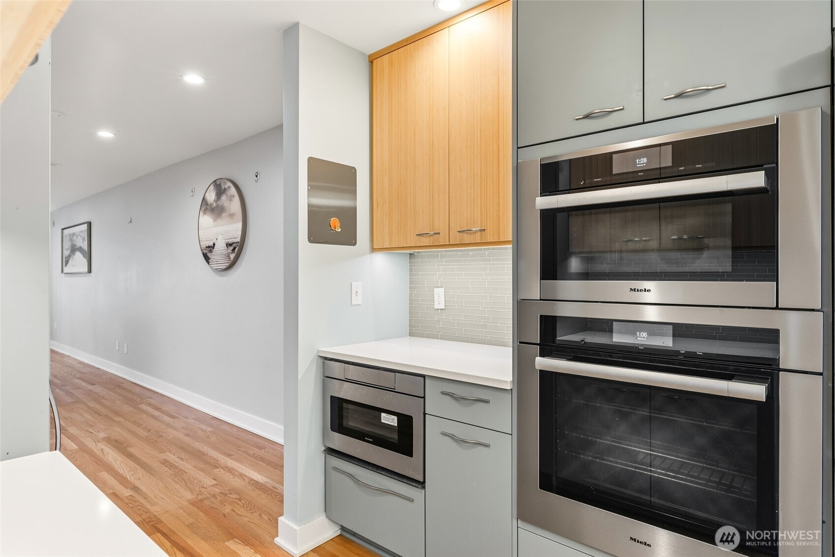 16225 Northup Way #A201, Bellevue, WA 98008