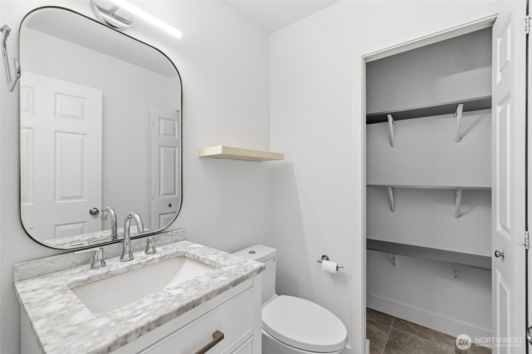 16225 Northup Way #A201, Bellevue, WA 98008
