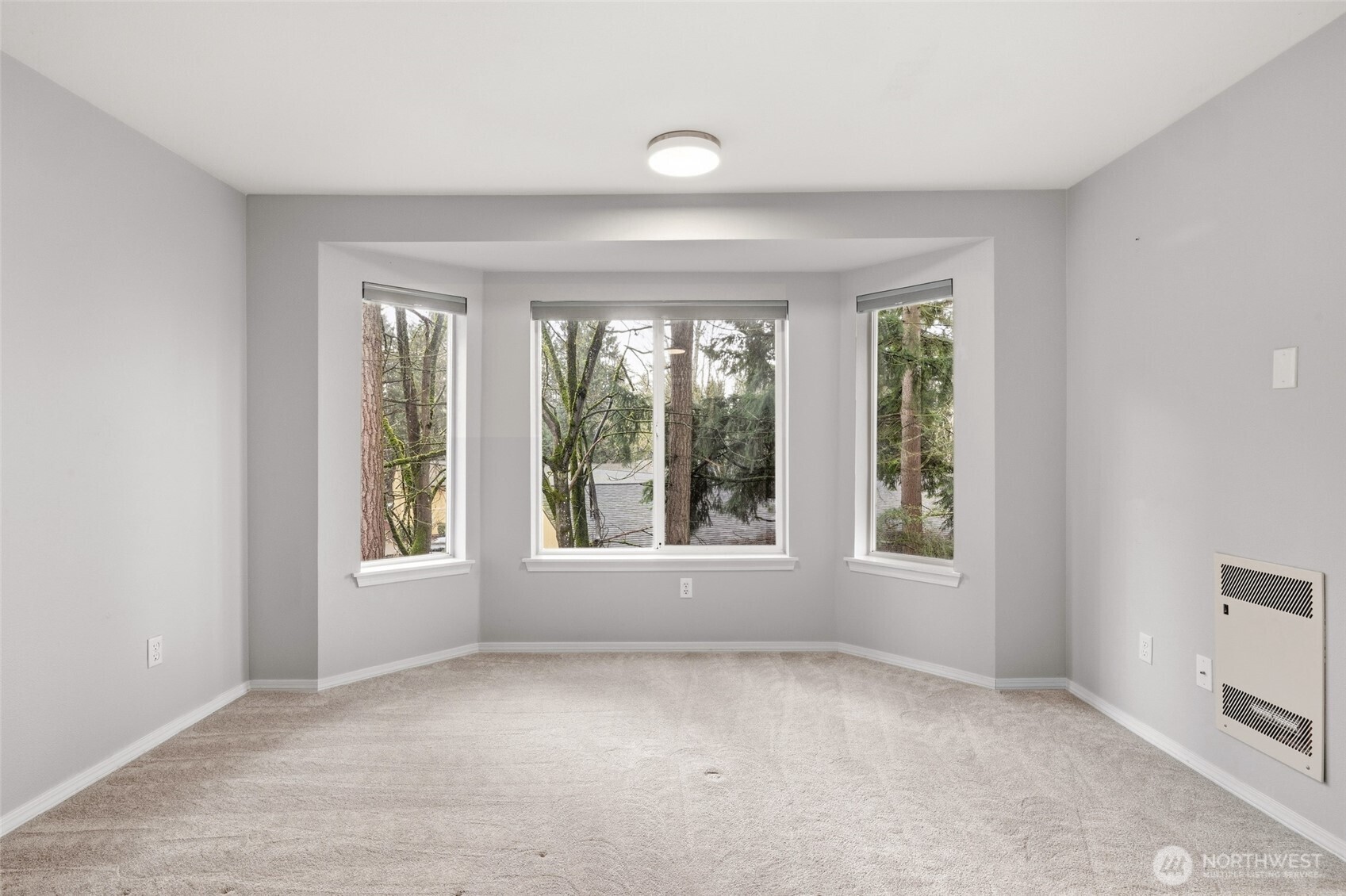 16225 Northup Way #A201, Bellevue, WA 98008