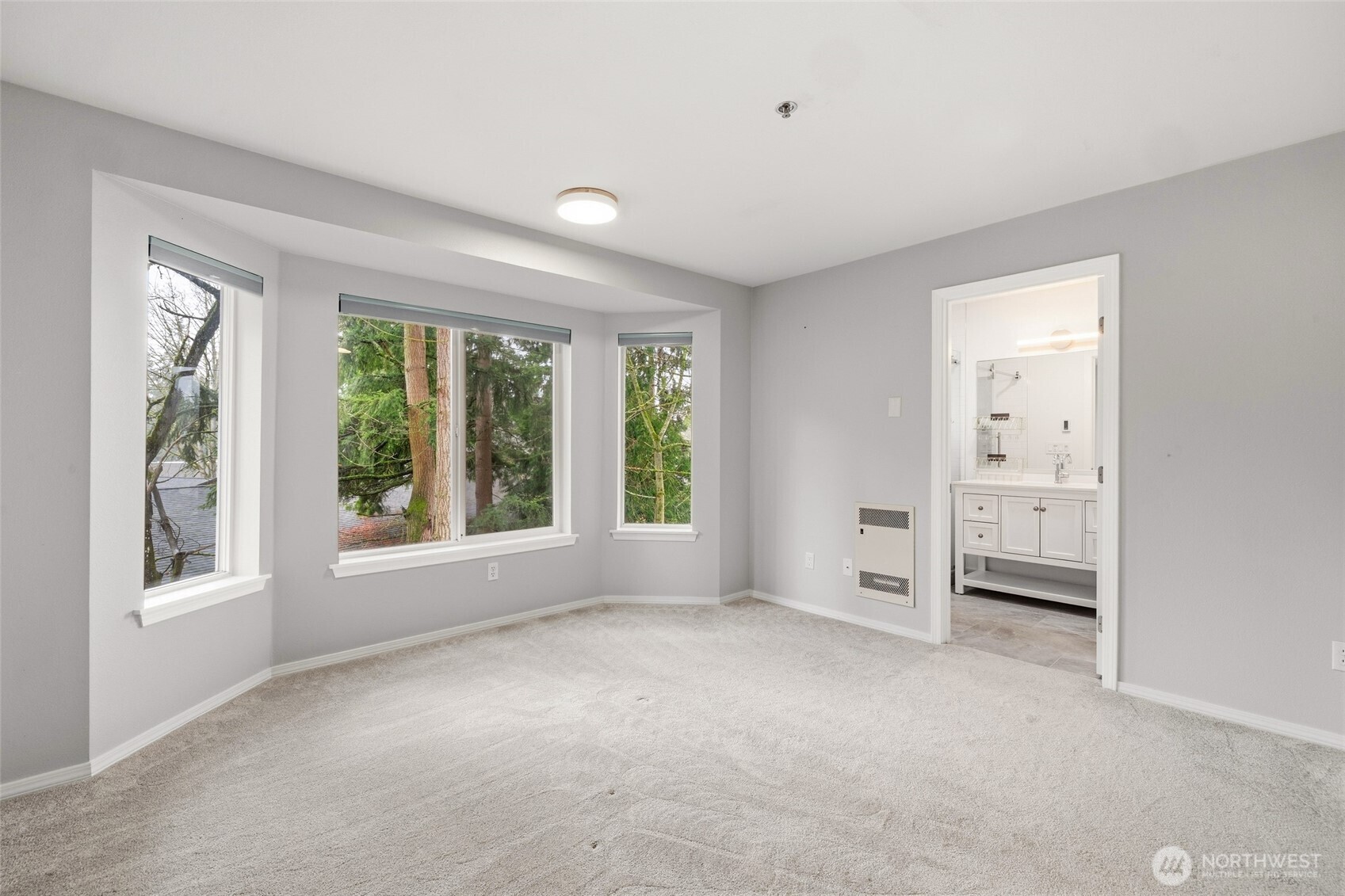 16225 Northup Way #A201, Bellevue, WA 98008