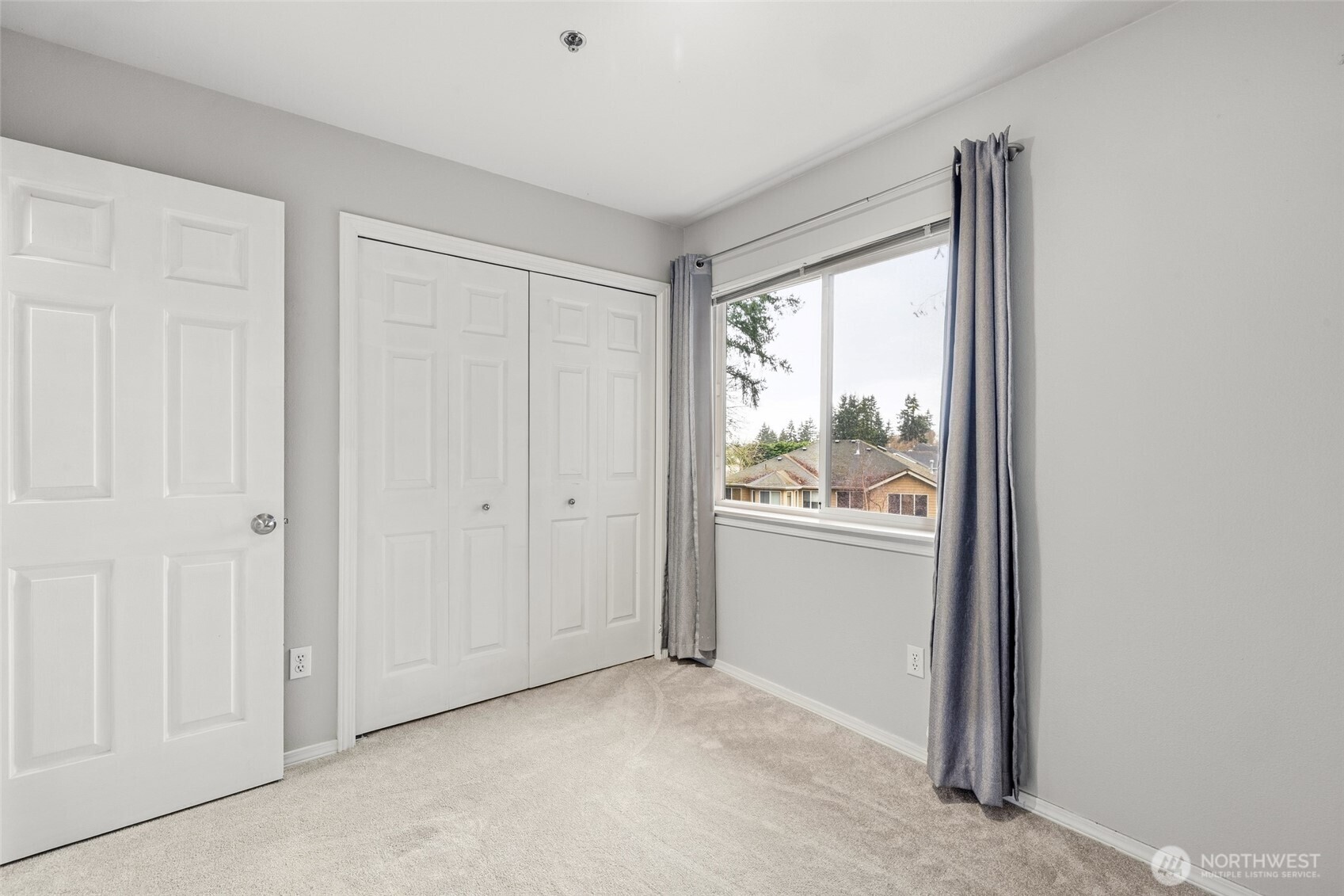 16225 Northup Way #A201, Bellevue, WA 98008