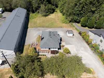 10516 E Riverside Drive , Bothell, WA 98011 - Photo 28
