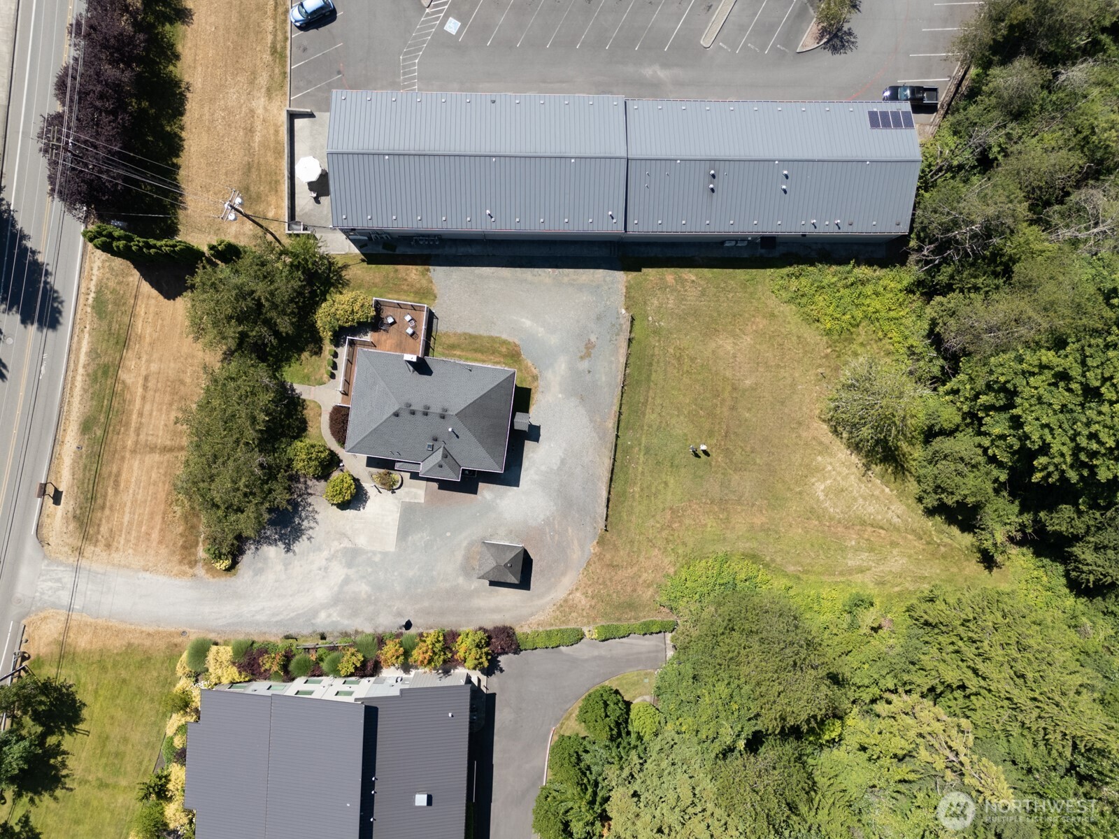 10516 E Riverside Drive , Bothell, WA 98011