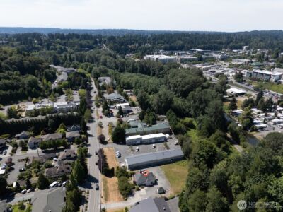 10516 E Riverside Drive , Bothell, WA 98011 - Photo 35