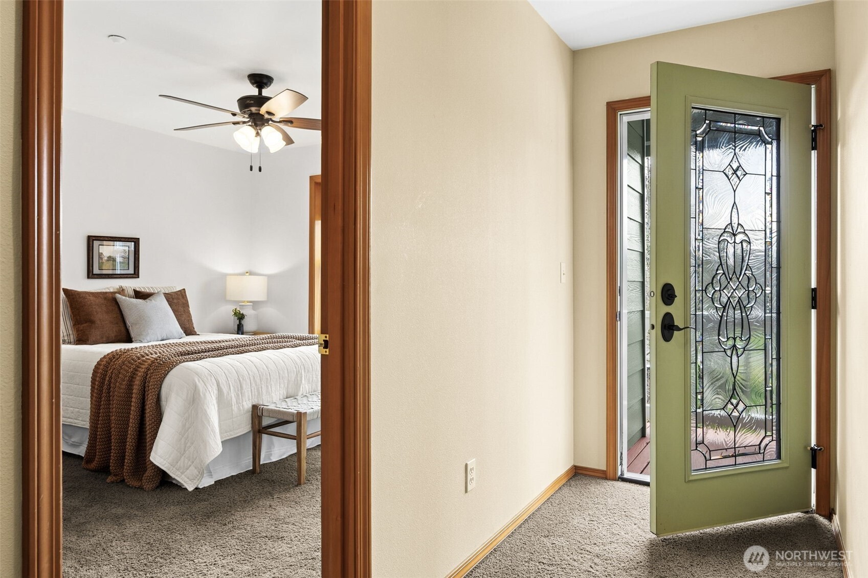 2245 McDonald Avenue , Dupont, WA 98327