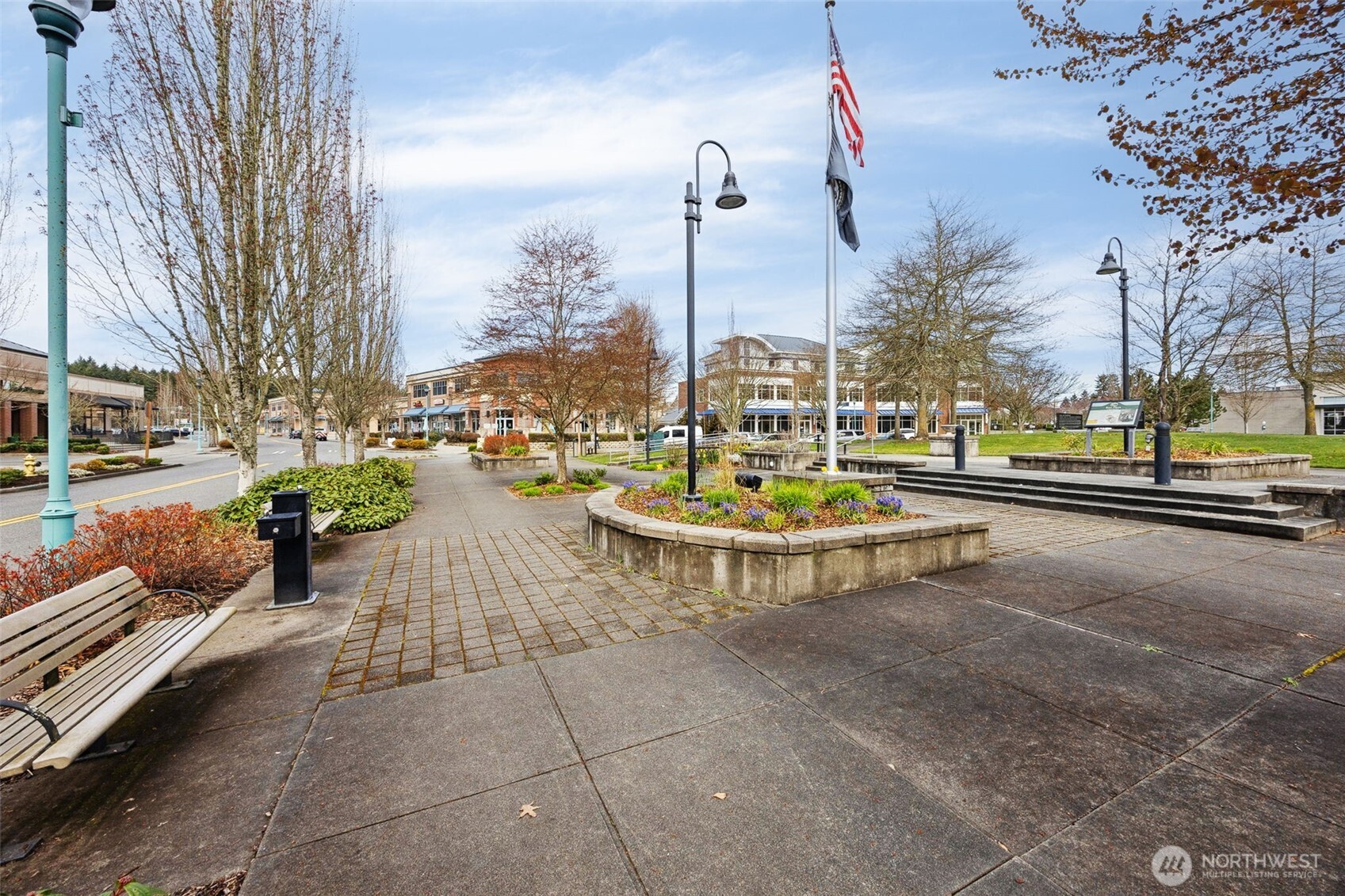 2245 McDonald Avenue , Dupont, WA 98327