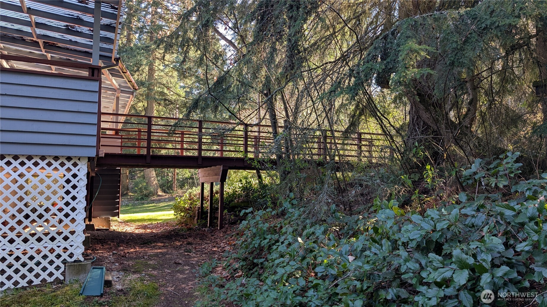 16827 41st Street E, Lake Tapps, WA 98391