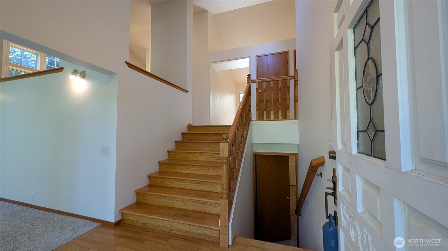 16827 41st Street E, Lake Tapps, WA 98391