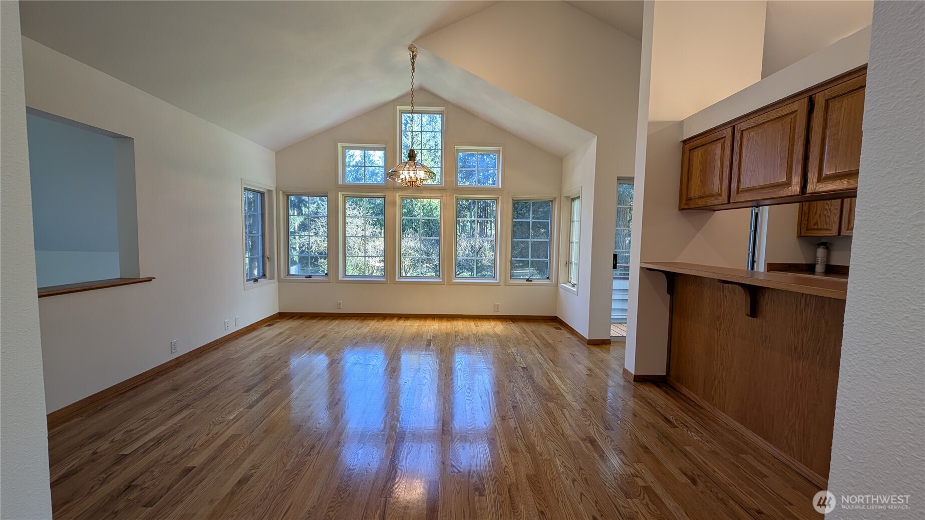 16827 41st Street E, Lake Tapps, WA 98391