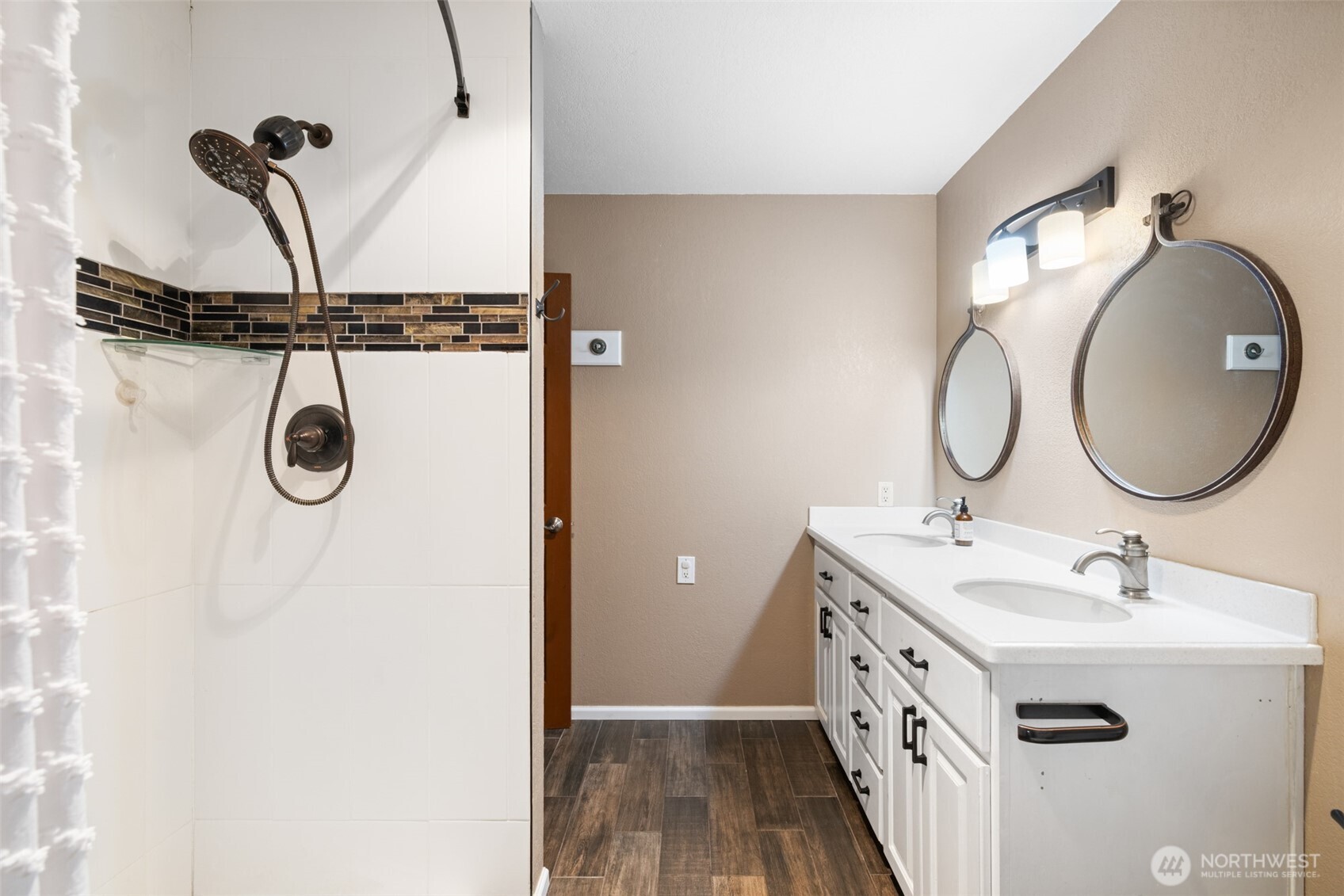 352 Woodland Drive , Sequim, WA 98382