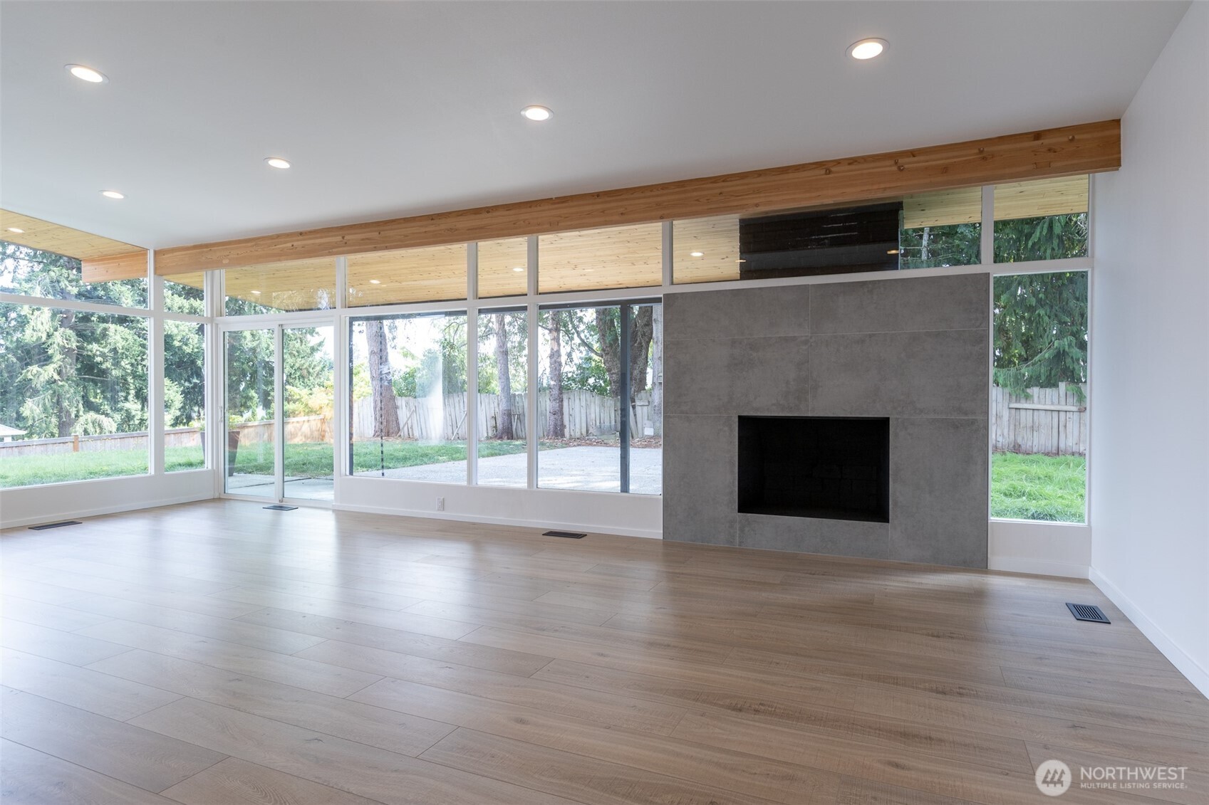 6320 Gregory Street W, University Place, WA 98466