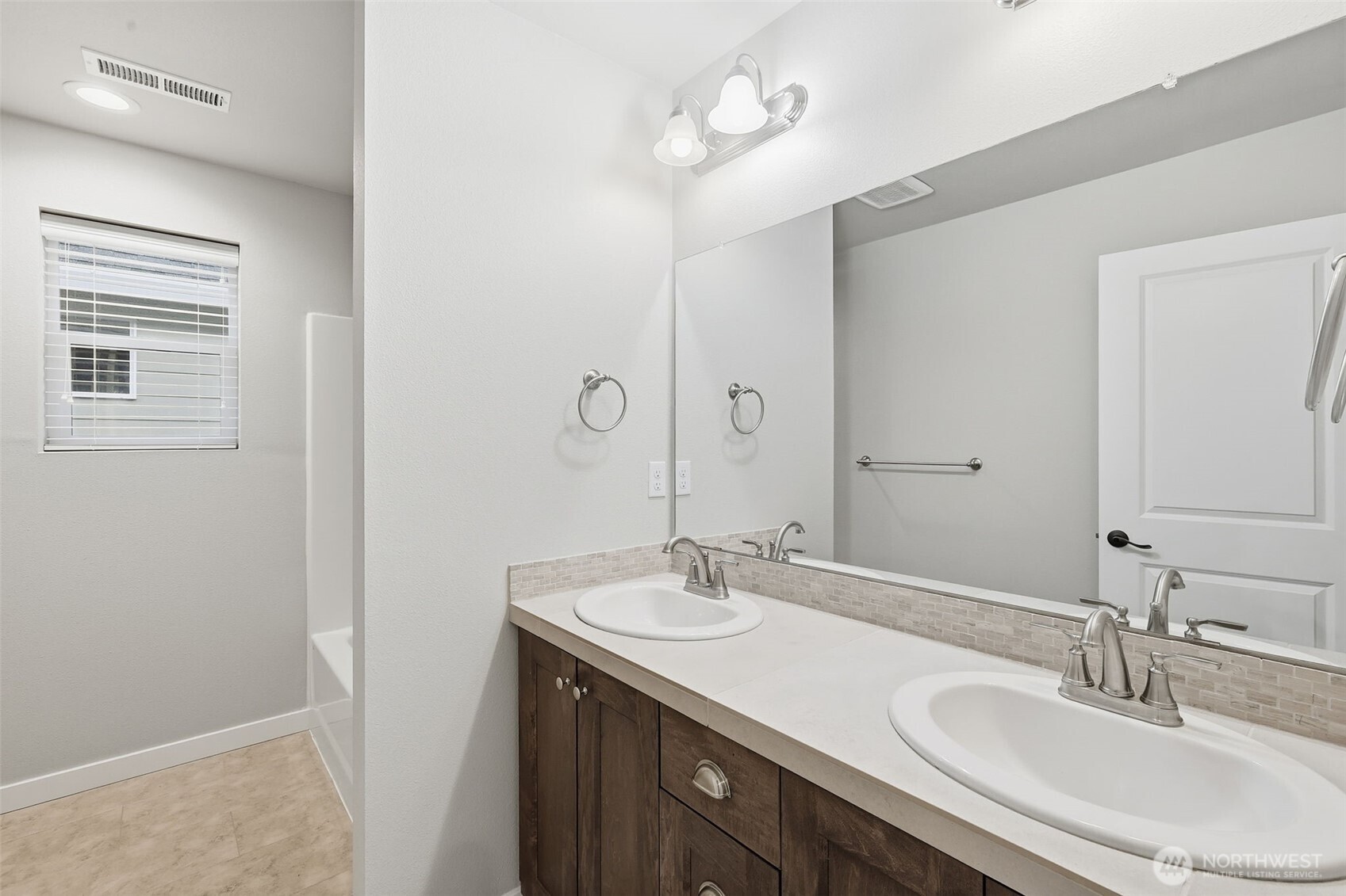 7110 S 13th Street , Ridgefield, WA 98642