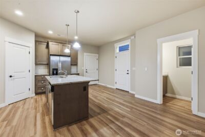 7110 S 13th Street , Ridgefield, WA 98642 - Photo 6