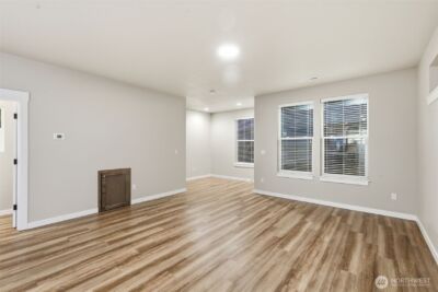 7110 S 13th Street , Ridgefield, WA 98642 - Photo 8