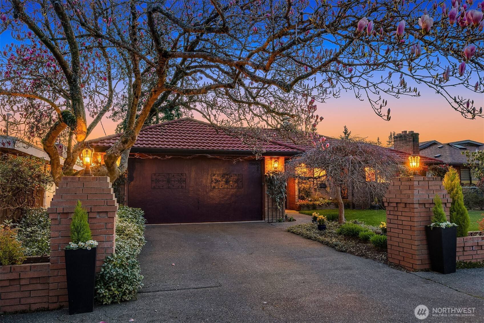 12715 Palatine Avenue N, Seattle, WA 98133