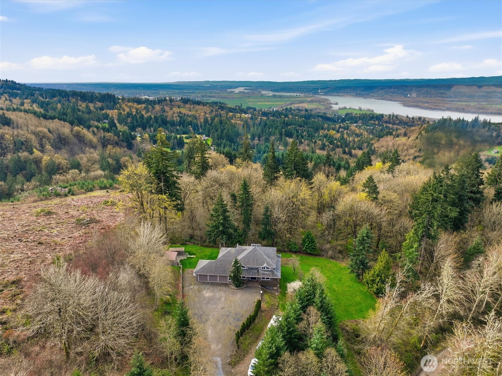 195 Rockwood Road , Kalama, WA 98625