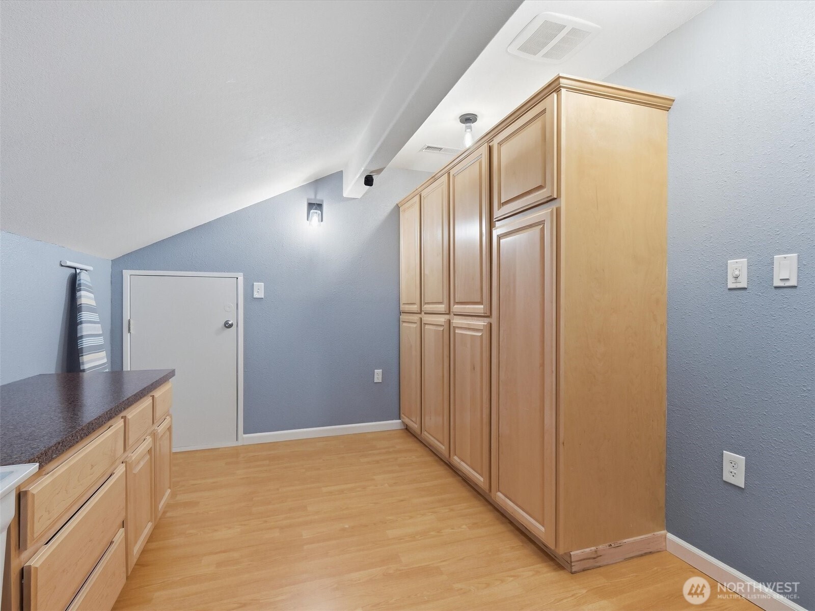 195 Rockwood Road , Kalama, WA 98625