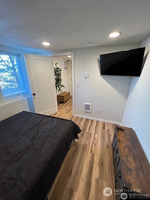 1448 17th Street , Bremerton, WA 98337-1372