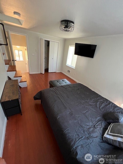 1448 17th Street , Bremerton, WA 98337-1372