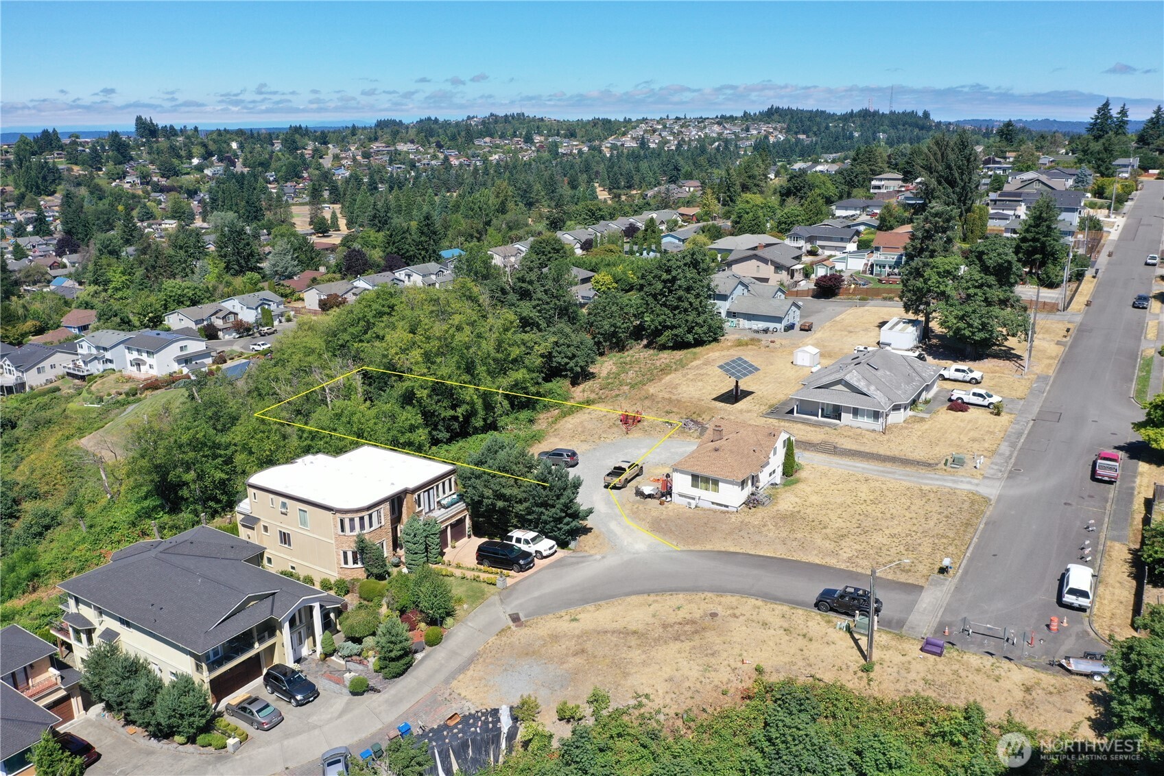 2910 44th Avenue NE, Tacoma, WA 98422