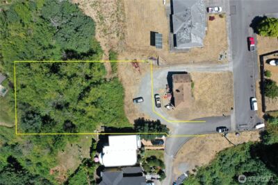 2910 44th Avenue NE, Tacoma, WA 98422 - Photo 3