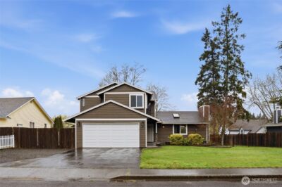 19855 Stavanger Loop NE, Poulsbo, WA 98370 - Photo 2