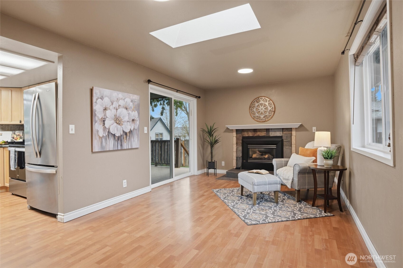 19855 Stavanger Loop NE, Poulsbo, WA 98370