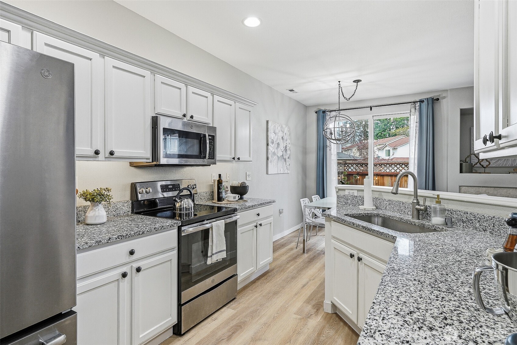 3200 SE 12th Street #1043, Renton, WA 98058-3888