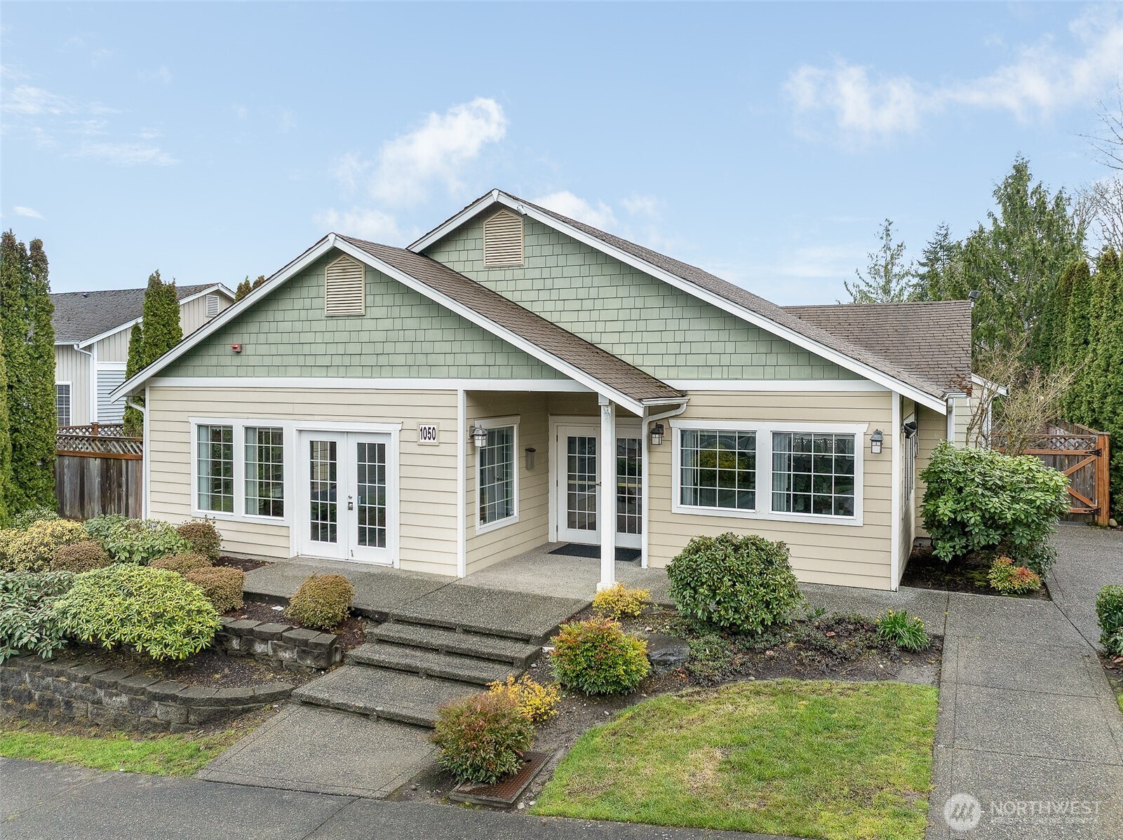 3200 SE 12th Street #1043, Renton, WA 98058-3888