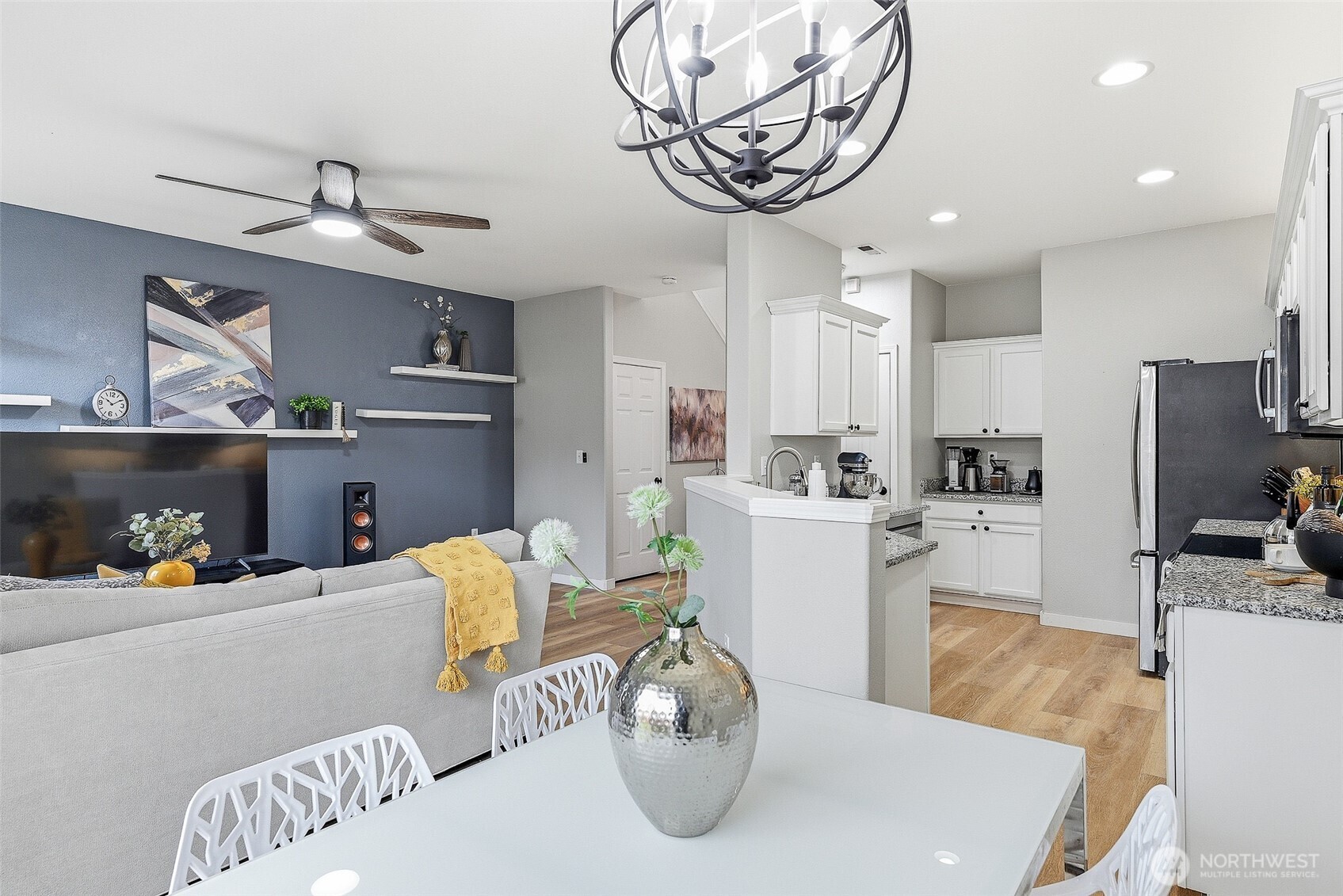 3200 SE 12th Street #1043, Renton, WA 98058-3888